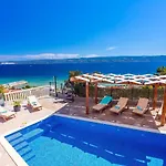 Matan - Only 200m From The Sandy Beaches, Private 28m2 Pool Vila