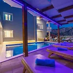 Matan - Only 200m From The Sandy Beaches, Private 28m2 Pool Vila *