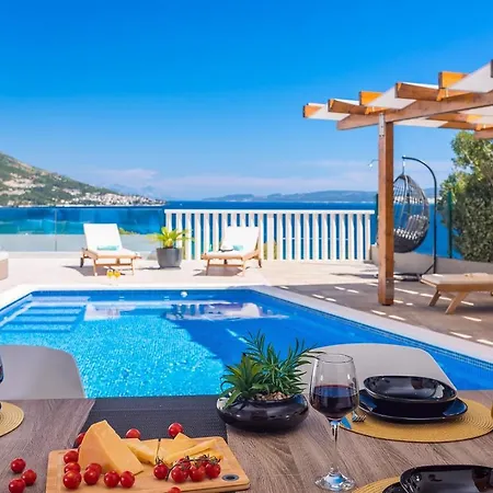 Matan - Only 200m From The Sandy Beaches, Private 28m2 Pool Omis