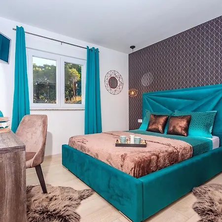 Vila Matan - Only 200m From The Sandy Beaches, Private 28m2 Pool *