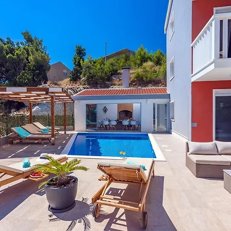 Matan - Only 200m From The Sandy Beaches, Private 28m2 Pool